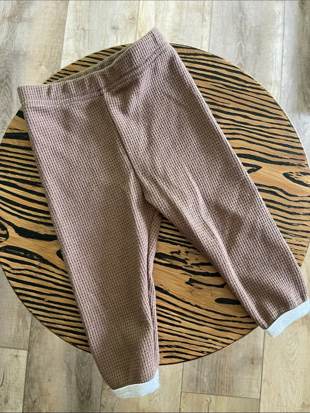 Ollie’s Day Waffle-Knit Set in Brown with Gray Trim